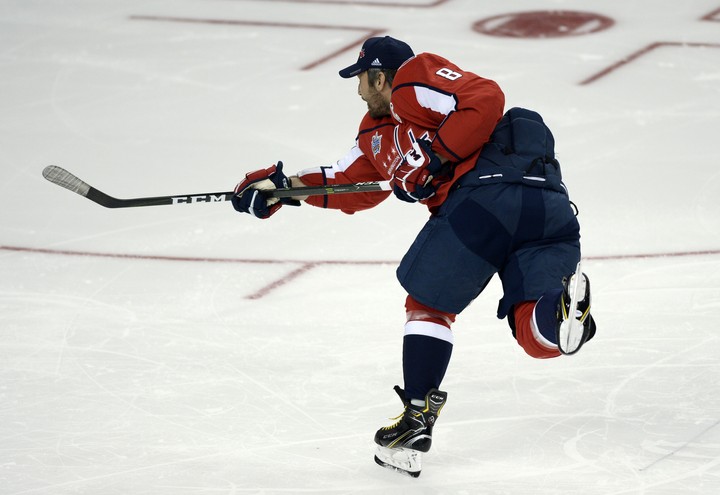 Kto má najtvrdšiu strelu v NHL? Najrýchlejšie korčuľuje McDavid